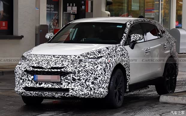 全新丰田凌放Harrier谍照 提供混动/插混动力 将于2027年推出